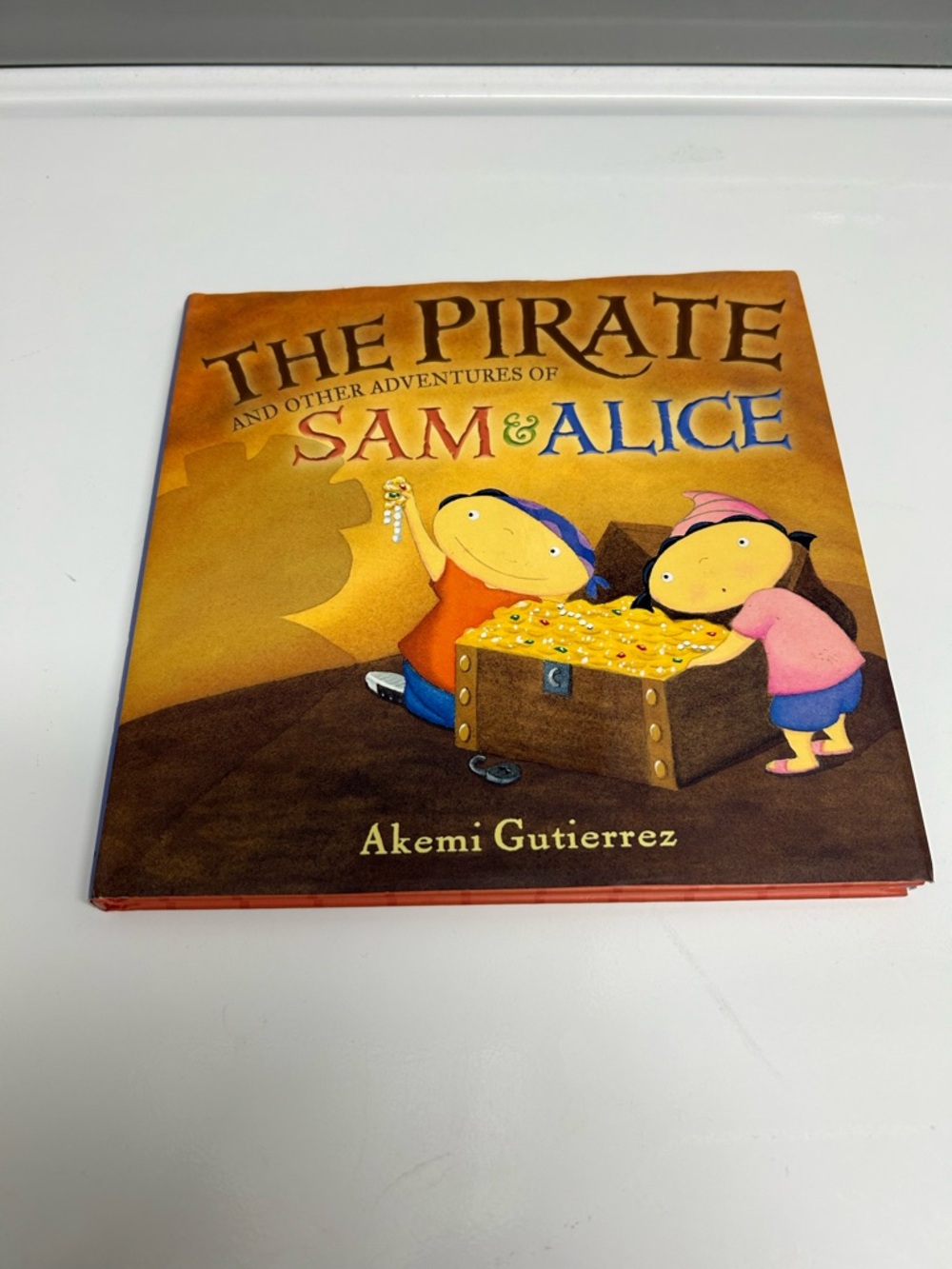 Sam & Alice: The Pirate - Kid's Picture Book in Brown and Gold